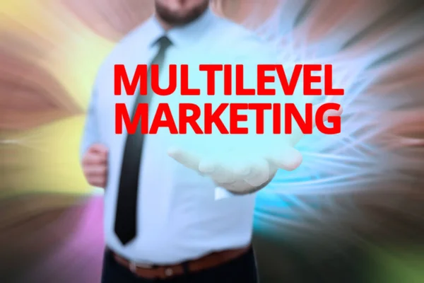 Εγγραφή εμφάνισης κειμένου Multilevel Marketing. Στρατηγική μάρκετινγκ για την πώληση προϊόντων ή υπηρεσιών Gentelman Uniform Standing Holding New Futuristic Technologies. — Φωτογραφία Αρχείου