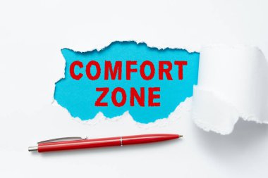 Konfor Bölgesi 'ni gösteren bir tabela. İş konsepti. Kişi kendini güvende ya da rahat hissettiğinde kağıttaki Denetim Gözyaşı, arka planı kalemle gösterir.