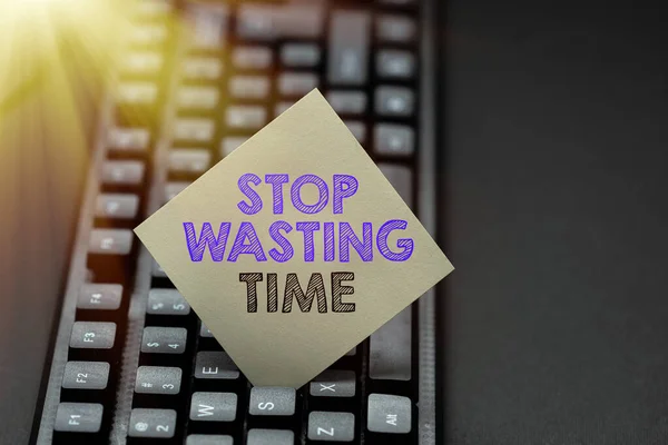 Text showing inspiration Stop Wasting Time. Business showcase Organizing Management Schedule lets do it Start Now Copying Old Ideas And Creating New Ones, Transferring Written Notes — Fotografia de Stock