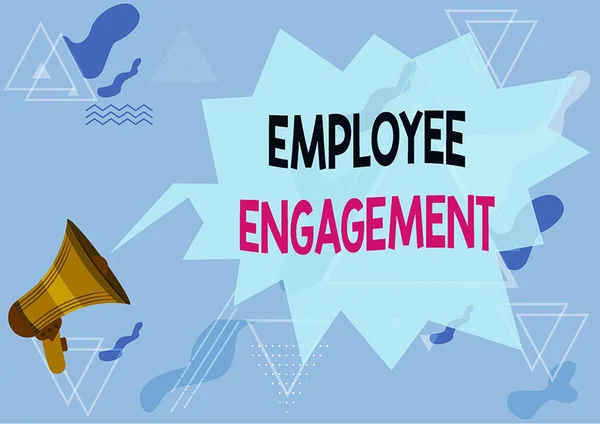 Conceptual caption Employee Engagement. Business approach relationship between an organization and its employees Megaphone Drawing With Conversation Bubble Showing New Announcement. — Stockfoto