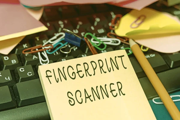 サイン指紋スキャナを示すインスピレーション。ビジネスアプローチ生体認証のための指紋を使用してアクセスを許可します複数のアソートされたコレクションオフィス文房具写真テーブルの上に配置 — ストック写真