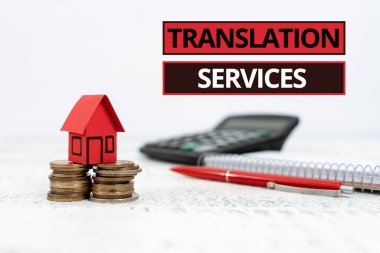 İşaret Tercüme Servisi 'ni gösteren ilham. Toprak Sahipliği Satma, Yeni Mülklere Yatırım Yapma, Satış Sözleşmesi Oluşturma