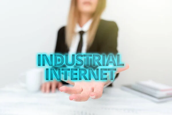 Inspiratie uithangbord Industrieel Internet. Word Written on use of the internet of things in industrial sectors Presentatie Corporate Business Data, Discussing Company Problems — Stockfoto