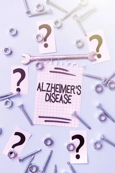 Exhibición conceptual El Alzheimer es enfermedad. Concepto que significa deterioro mental avanzado que ocurre en la vejez Nuevas ideas Brainstoming para soluciones de reparación de planificación de mantenimiento — Foto de Stock