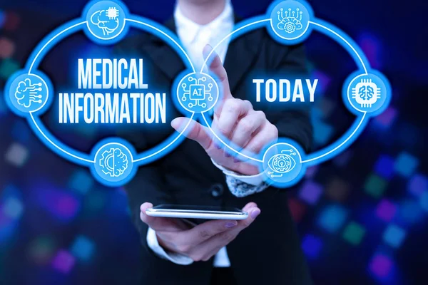 Text med medicinsk information. Affärsidé Hälsorelaterad information till patient eller person Lady In Uniform Holding Tablet In Hand Praktiskt taget Futuristisk teknik. — Stockfoto