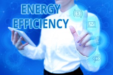 Kavramsal gösterim Enerji Verimliliği. İş yaklaşımı, Üniformalı Kadın Bekleme Sanal Basın Düğmesi Fütürist Teknolojisi için gereken enerji miktarını azaltır.