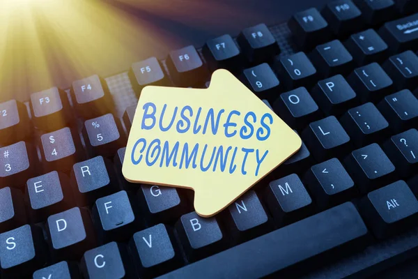Writing displaying text Business Community. Word for the showing involved in the upper levels of businesses Online Browsing And Exploring, Creating Blog Content, Sending New Messages — Stockfoto