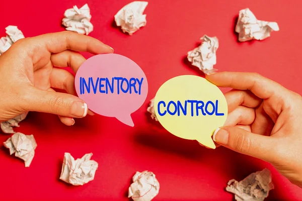 Conceptual caption Inventory Control. Business approach regulating and maximising your company s is inventory Brainstorming Problems And Solutions Asking Relevant Questions — 图库照片