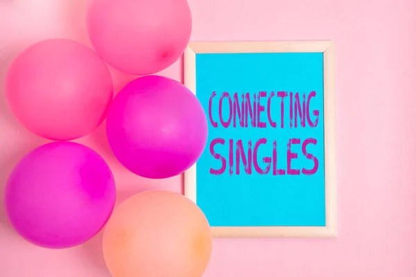 Konzeptionelle Bildunterschrift Connecting Singles. Business-Übersicht Online-Dating-Seite für Singles ohne versteckte Gebühren Bunte Party-Einladungen Designs Bright Celebration Planning Ideas — Stockfoto