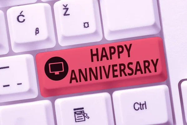 Handwriting text Happy Anniversary. Business concept The annually recurring date of a past event celebration Abstract Typing New Antivirus Program, Typing Internet Virus Lists — Zdjęcie stockowe