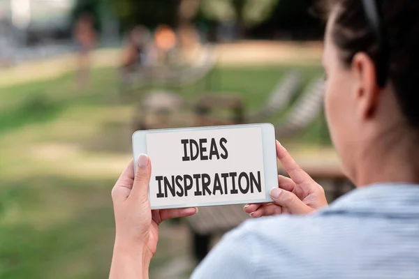 Ручной знак "Идеи вдохновения". Концепция, означающая чувство энтузиазма, которое вы получаете от кого-то или чего-то Голос и видео, вызывающие возможности, соединяющие людей — стоковое фото