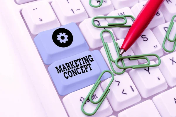 Writing displaying text Marketing Concept. Conceptual photo the strategy that firms adopt to satisfy customers Typing Engineering Lessons And Lectures, Fixing Broken Technology Concept — Φωτογραφία Αρχείου