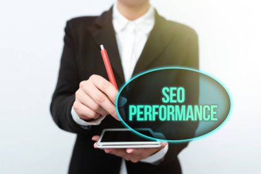 El yazısı tabelası Seo Perforanalizi. Ticari yaklaşım, trafiğin miktarını ve kalitesini Yeni Teknoloji Fikirlerini Sunan web sitesine yükselterek Teknolojik Gelişmeyi Tartışma
