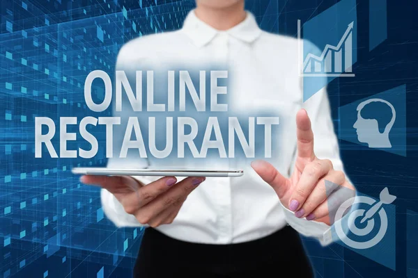 文字显示的灵感在线餐厅。商务联系网络连接餐厅或食品公司女士制服手持电话虚拟按键未来技术. — 图库照片