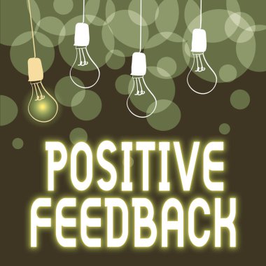 El yazısı işareti Pozitif geri bildirim. Tatmin olmuş müşterilerden gelen kavramsal fotoğraf iyi ve harika yorumlar. Farklı Fikirler Gösteren Soyut Fikirler, Işıklar Entelektüel Kavram Sunar