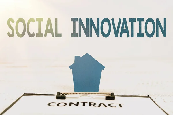 Légende conceptuelle Innovation sociale. Pratiques de concept d'entreprise qui visent à répondre aux besoins sociaux d'une meilleure façon Présenter les affaires immobilières, créer un meilleur voisinage — Photo