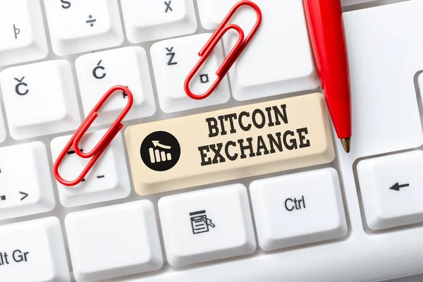 Ručně psané znamení Bitcoin Exchange. Word pro digitální tržiště, kde obchodníci mohou nakupovat a prodávat bitcoiny Abstrakt Doing Virtual Bookkeeping, Výpis nového produktu Online — Stock fotografie