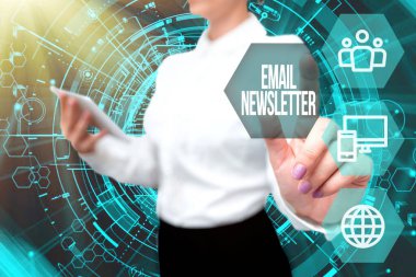 E- posta Bülteni 'ni göster. İş konsepti e-postası izleyicileri son haberler hakkında bilgilendirmek için gönderildi Üniformalı Kadın Bekleme Telefonu Sanal Basın Düğmesi Futuristik Teknoloji.