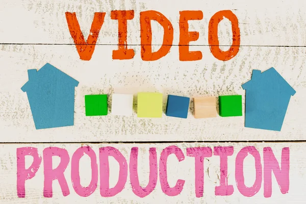 Натхнення, що показує знак Video Production. Процес бізнес-огляду перетворення ідеї в відео Плани підготовки до будинку, ідеї додому та інвестицій, розрахунок вартості житла — стокове фото