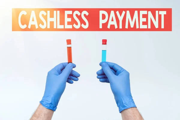 Text sign showing Cashless Payment. Business showcase transaction will be through electronic media or credit card Research Scientist Presenting New Medicine, Researching Preventive Measure — Stock Photo, Image