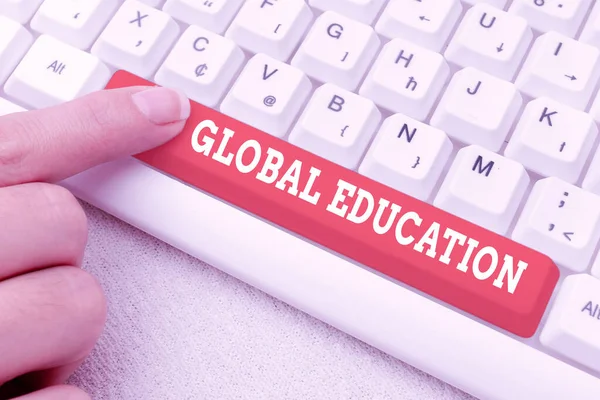Teken Global Education. Business overzicht ideeën geleerd om je s te verbeteren is perceptie van de wereld Connecting With Online Friends, Making Acquaintances On The Internet — Stockfoto