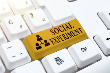 İlham verici Sosyal Deneyleri gösteren metin. İnsan deneklerle yürütülen araştırma projesinin işletme gösterisi Oyun Programı Kodları Yazma, Yeni Oynanabilir Uygulama Programlama