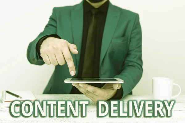 Content title Content Delivery. Бизнес-идея географически распределенная сеть прокси-серверов, представляющая коммуникационные технологии — стоковое фото