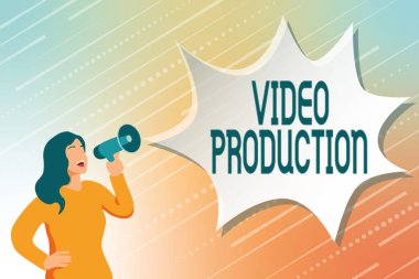 Video Prodüksiyon sunan metin başlığı. Bir fikrin video Filtreleme Modern Veri İşleme Yöntemleri, Yazma ve Düzenleme Çevrimiçi Haberleri 'ne dönüştürülmesine ilişkin iş genel bakış süreci