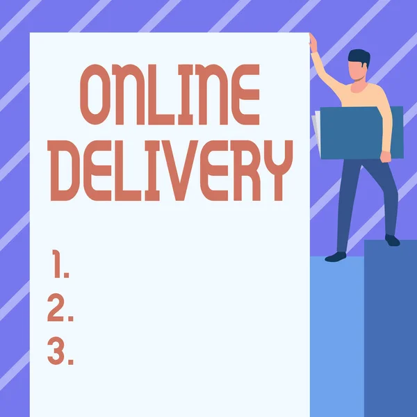 Online Delivery 문서 작성. 콘셉트는 빅 화이트보드를 보여 주면서 대형 노트를 소지하고 있는 사람을 통해 무언가를 전달하는 행위나 방법을 의미 한다. — 스톡 사진