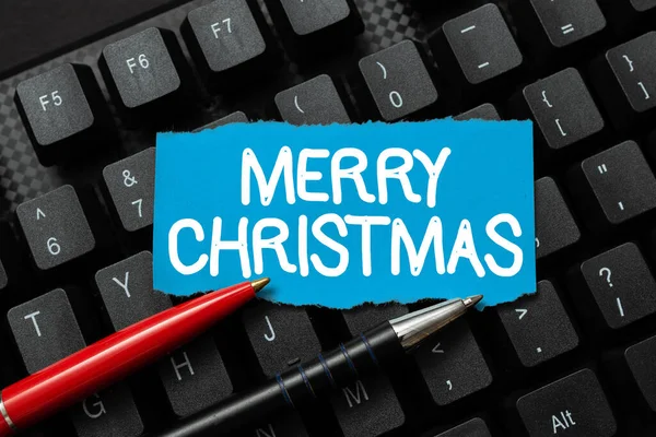 Texto de escritura Feliz Navidad. Negocios muestran tradición anual para celebrar el nacimiento de Jesucristo Ideas del Programa de Procesamiento de Palabras, Logging Programming Updates Concept —  Fotos de Stock