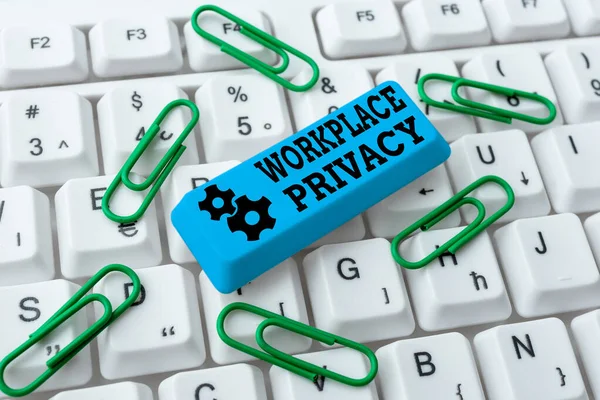 Text rukopisu Soukromí na pracovišti. Word for protection of individual privacy rights in the workplace Typing Certification Document Concept, Retyping Old Data Files — Stock fotografie
