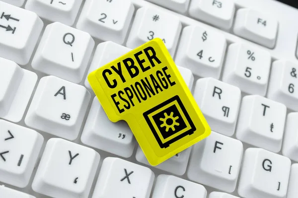 Escrevendo exibindo texto Cyber Espionagem. Vitrine de negócios obtenção de segredos e informações sem a permissão Digitar Guia de Lição de Culinária, Redigitar Novas Diretrizes On-line — Fotografia de Stock