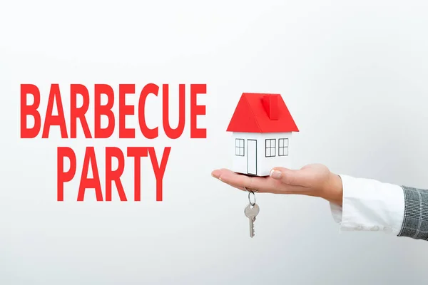Inspiration zeigt Zeichen Barbecue Party. Word Written on outdoor party where food is cooked on a grill or over a fire Planning On Moving Into New Home Ideas, Creating Plans For Family Future — Stockfoto