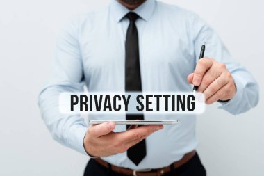 El yazısı metin gizlilik ayarları. İş konsepti profil erişimini sınırlıyor ve Yeni Teknoloji Fikirleri Sunumunun Teknolojik Gelişmeyi Tartışması