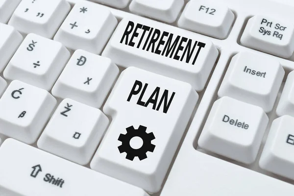 Text showing inspiration Retirement Plan. Word Written on plan for setting aside money to be spent after retirement Voice And Video Calling Capabilities Connecting People Together — Stock Photo, Image