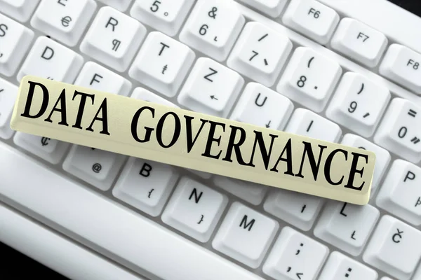 Inspiráció mutatja jelét Data Governance. Üzleti áttekintés a legfontosabb adatforrások általános kezelése egy cégnél Abstract Creating Online Transcription Jobs, Typing Website Descriptions — Stock Fotó