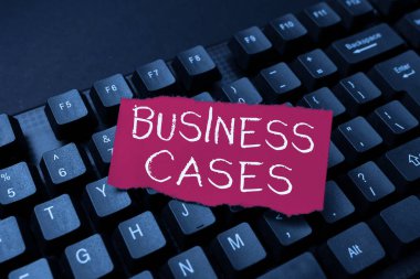 İşletme davalarını gösteren bir yazı. İş kavramı, beklenen ticari fayda esas alınarak Yazılı Notları Bir Bilgisayara Devretmek, Motivasyon Mesajları Yazmak