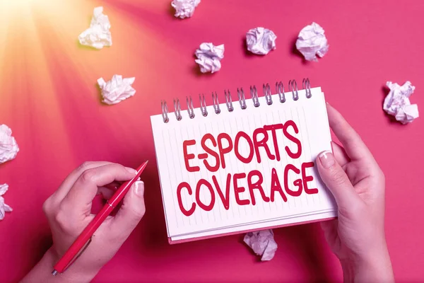 E sport lefedettséget mutató szöveges tábla. Üzleti koncepció Élő közvetítés a legújabb sportversenyről Műsorszórás Rajzolás Kreatív dizájn Fontos megjegyzések készítése Új ötletek tervezése — Stock Fotó