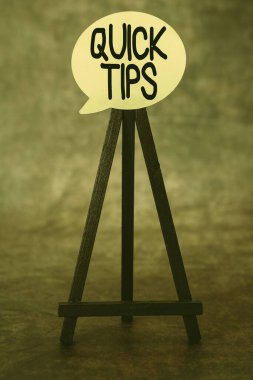 Çabuk İpuçları 'nı göster. Yeni Parlak Fikirler Düşünerek Yaratıcılık ve İlham Vermek anlamında küçük ama özellikle kullanışlı bir tavsiye