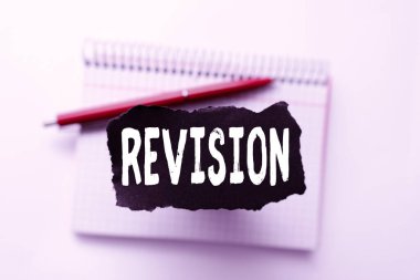 Revision 'ı göster. Yeni Yazı Kavramları Düşünmek, Yazarları Engellemek gibi denetleme ya da muhasebe gibi biri üzerinde yapılan gözden geçirme eylemi