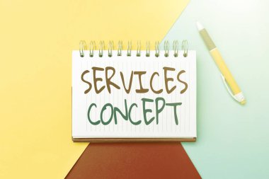Servisler Konseptini sunan metin başlığı. İş yaklaşımı müşteri ihtiyaçları ve şirket stratejik niyeti arasında arabuluculuk yapıyor. Renkli, olumlu, yaratıcı fikirler ve ilham kaynakları.