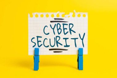 Mesaj işareti Siber Güvenliği gösteriyor. Yetkisiz erişime karşı bir bilgisayar sistemini korumak üzerine yazılmış sözcük. Yeni Düşünceler Gönderen Renkli Sunum Sunumu