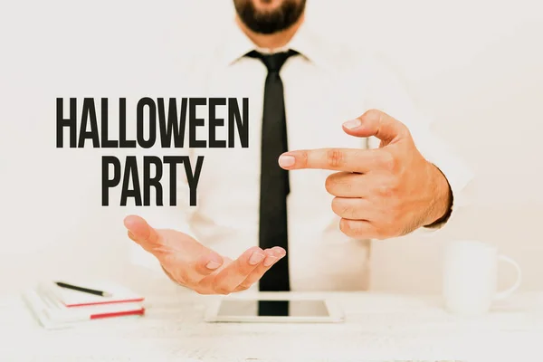 Az ihletet adó szöveg Halloween Party. Üzleti kirakat előestéje a nyugati keresztény ünnep minden szentély nap bemutatása Kommunikációs technológia Okostelefon Hang és videohívás — Stock Fotó