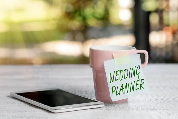 Podpis tekstowy przedstawiający Wedding Planner. Internet Concept ktoś, kto planuje i organizuje wesela jako zawód uspokajające i orzeźwiające środowisko, Garden Coffee Shop Pomysły — Zdjęcie stockowe