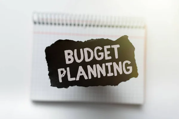 Schrijven weergeven tekst Budget Planning. Woord voor De schriftelijke beschrijving over huidige en toekomstige uitgaven Kort focussen op een enkel idee, het oplossen van het belangrijkste probleemconcept — Stockfoto