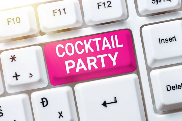 Esposizione concettuale Cocktail Party. Panoramica aziendale festa formale con bevande alcoliche di solito in prima serata Offrendo lezioni e suggerimenti per la digitazione della velocità, migliorando l'accuratezza della tastiera — Foto Stock