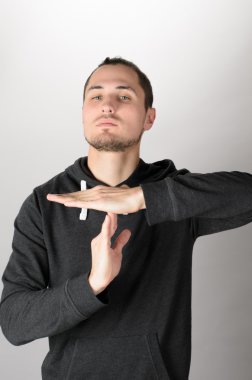 adam zaman aşımı işareti