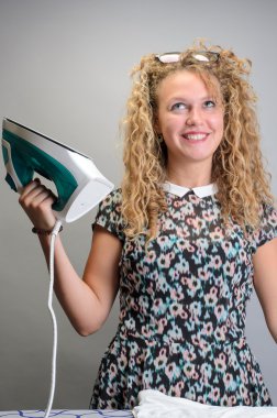 kıvırcık komik kadın Ütü 