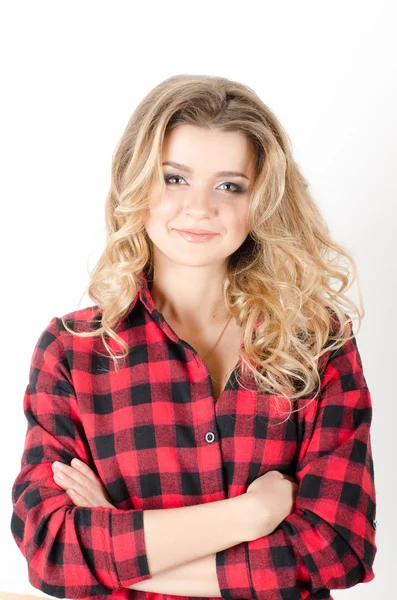 Mujer sonriente, brazos cruzados. Joven modelo. Aislado . — Foto de Stock