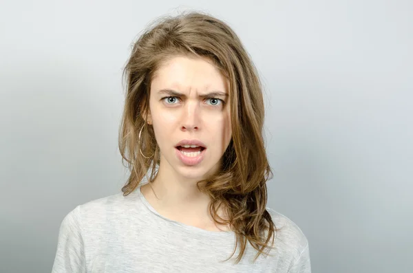 Attraktive Frau schockiert Mund auf — Stockfoto